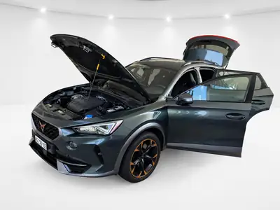 CUPRA Formentor 2.0 TSI VZ 4Drive — SUV coupé haute performance, transmission intégrale — exterior view