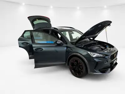 CUPRA Formentor 2.0 TSI VZ 4Drive — SUV coupé haute performance, transmission intégrale — side view