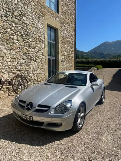 Mercedes-Benz SLK 350 — Roadster cabriolet sportif, 272 ch et très peu kilométré — Außenansicht