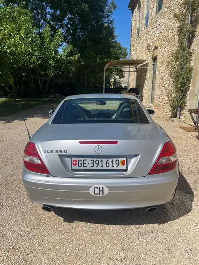 Mercedes-Benz SLK 350 — Roadster cabriolet sportif, 272 ch et très peu kilométré — Innenraum