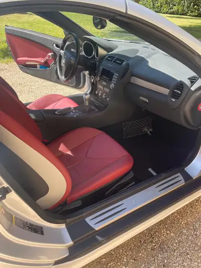 Mercedes-Benz SLK 350 — Roadster cabriolet sportif, 272 ch et très peu kilométré — Miniatur 12