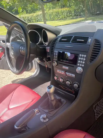 Mercedes-Benz SLK 350 — Roadster cabriolet sportif, 272 ch et très peu kilométré — Miniatur 14