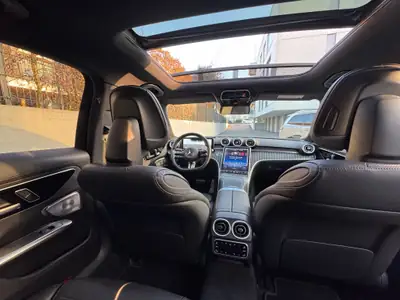 Mercedes-Benz C 200 4Matic AMG Line — Élégance hybride et traction intégrale — Thumbnail 8