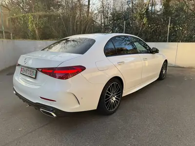 Mercedes-Benz C 200 4Matic AMG Line — Élégance hybride et traction intégrale — Thumbnail 9