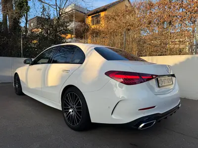 Mercedes-Benz C 200 4Matic AMG Line — Élégance hybride et traction intégrale — Thumbnail 10