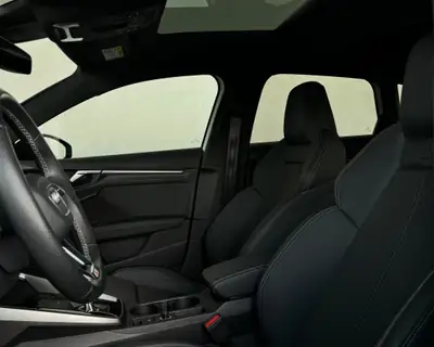 Audi A3 Sportback 35 TFSI S line — Compacte dynamique, entretien premium, 55 000 km — dettaglio