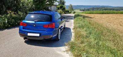 BMW M135i Steptronic — Coupé sportif 326 ch, traction arrière rare et équipé Bilstein — Miniatur 9