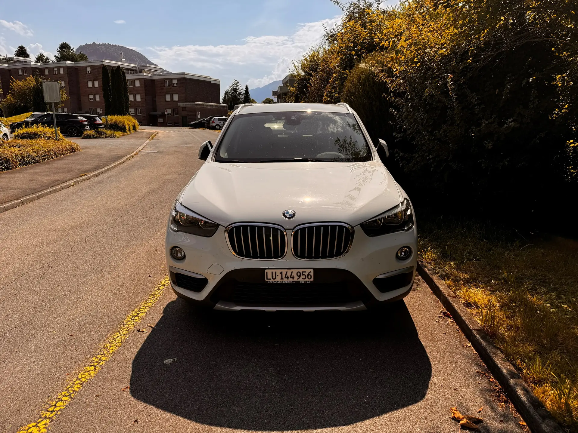BMW X1 sDrive 18d — SUV compact fiable, diesel économe, 157'000 km — vue extérieure