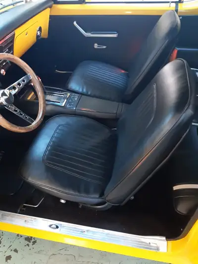 Chevrolet Camaro RS 1967 — Muscle car légendaire, seulement 11'860 km — arrière