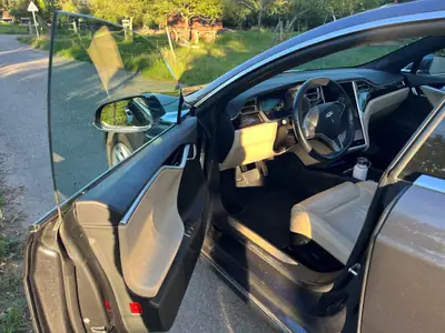 Tesla Model S 75 D — Berline électrique haute performance, 220 000 km, Hardware 3 — Miniatur 7