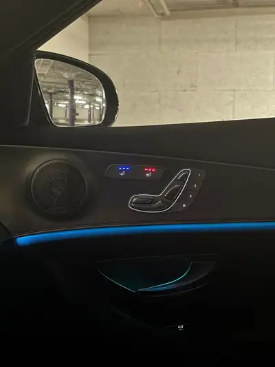 Mercedes-Benz E 53 AMG — Berline sportive 435 ch, première main, kilométrage modéré — Miniature 18