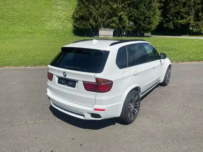 BMW X5 xDrive M50d Steptronic — SUV premium diesel, 381 ch et consommation maîtrisée — détail