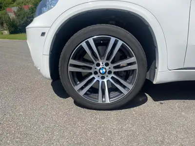 BMW X5 xDrive M50d Steptronic — SUV premium diesel, 381 ch et consommation maîtrisée — Miniature 20