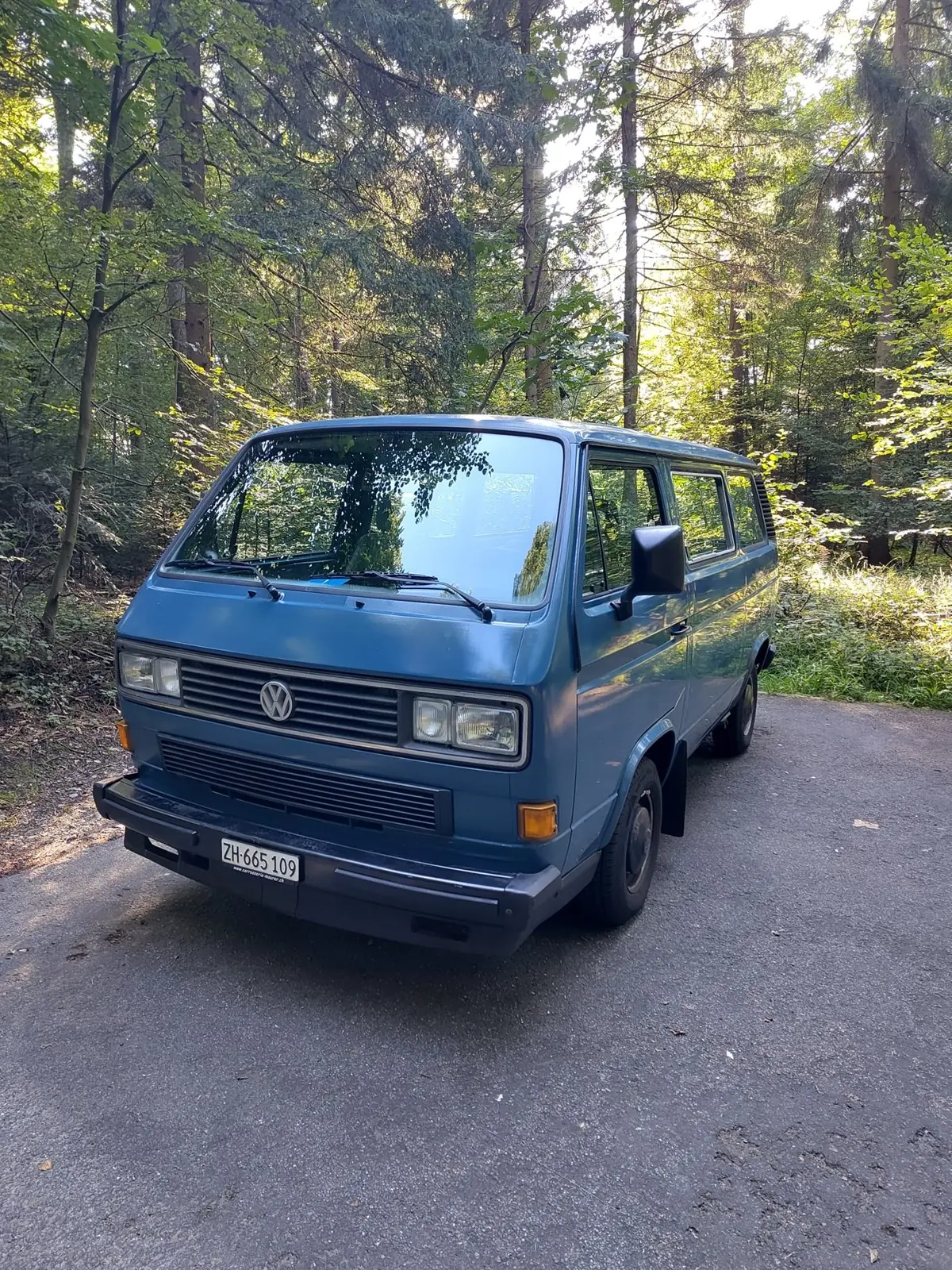 VW T3 Multivan 1988 — Classique culte 6 places, fraîchement révisé — vue extérieure