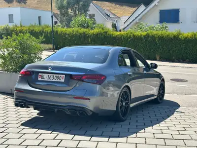 Mercedes-Benz E 300 e 4Matic — Berline hybride rechargeable, design AMG Sport, 101'000 km — intérieur