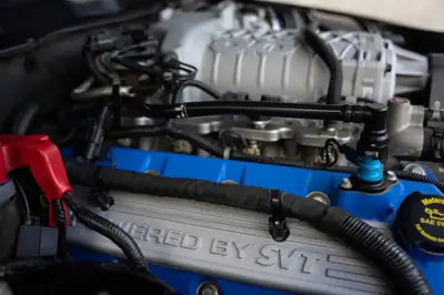 Ford Mustang Shelby GT500 5.8 SVT 2013 — Muscle car légendaire, 660 ch et état impeccable — Miniatura 11