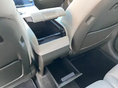 Hyundai Santa Fe 1.6 T-GDi PHEV Vertex 4WD — SUV hybride rechargeable, 990 km seulement — Miniature 19