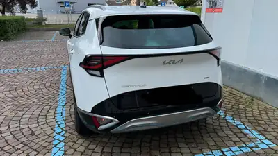 Kia Sportage 1.6 T-GDi PHEV — SUV hybride rechargeable, seulement 5'000 km — Seitenansicht