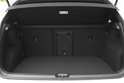VW Golf 2.0 TSI GTI DSG — Sportive compacte 245 ch, faible kilométrage — cruscotto