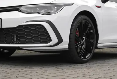 VW Golf 2.0 TSI GTI DSG — Sportive compacte 245 ch, faible kilométrage — Miniatura 14