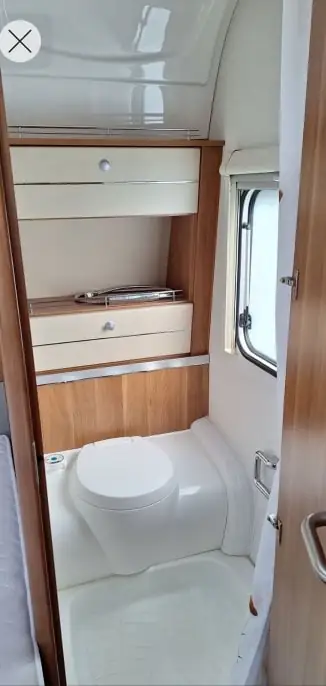 BMW 325 Fendt Opal 495 — Camping-car aménagé, kilométrage quasi neuf — Miniatur 7