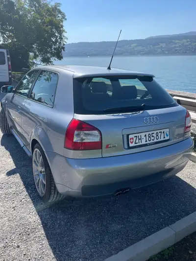 Audi S3 Quattro 2003 — Berline sportive 3 portes, 225 ch et transmission intégrale — side view