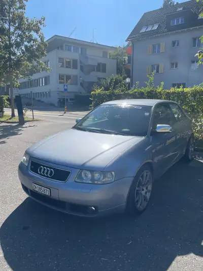 Audi S3 Quattro 2003 — Berline sportive 3 portes, 225 ch et transmission intégrale — detail
