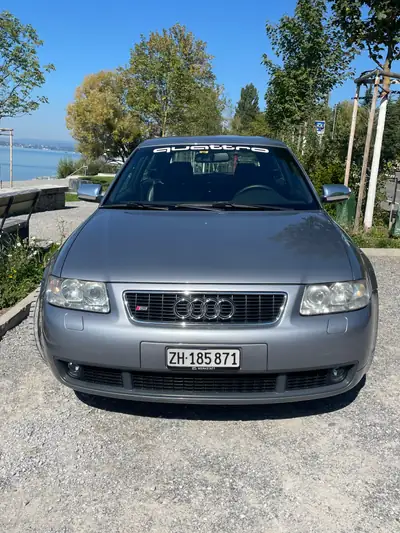Audi S3 Quattro 2003 — Berline sportive 3 portes, 225 ch et transmission intégrale — interior