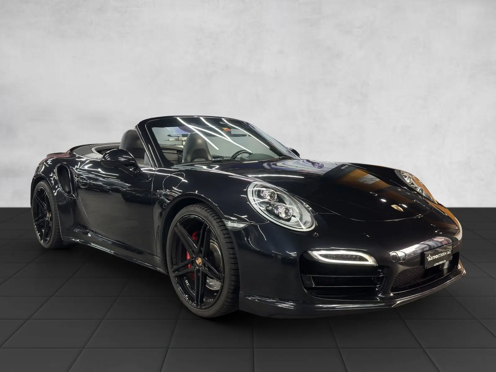 Porsche 911 Turbo Cabrio PDK — Performances extrêmes, 99'000 km, garantie jusqu'à 2029 — vista esterna
