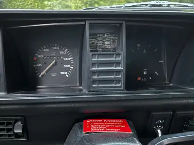 VW T3 — Le Minibus Légendaire des Années 80, Diesel Fiable et Économique — Miniatur 13