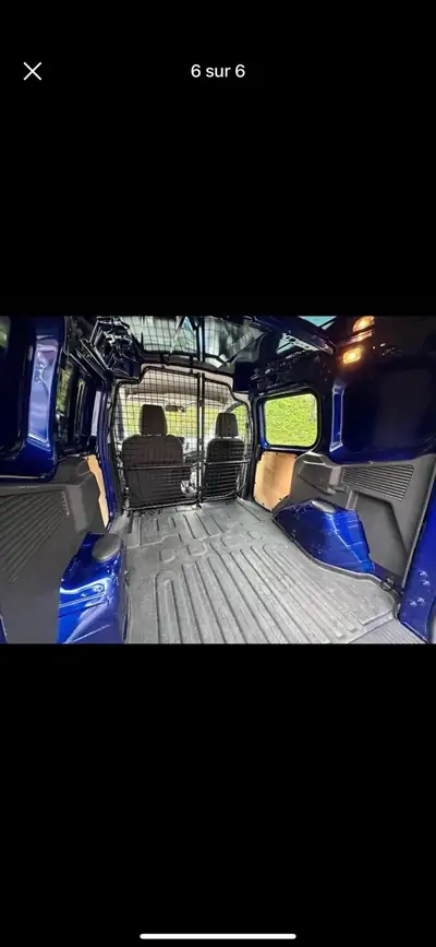 Ford Transit Courier 1.0 EcoBoost — Utilitaire compact économique, 68 000 km — cruscotto