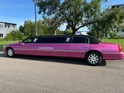 Lincoln Town Car Stretchlimousine 2003 — Limousine prestige américaine, 9 places — Heckansicht