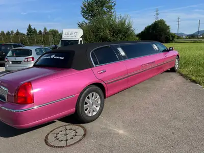 Lincoln Town Car Stretchlimousine 2003 — Limousine prestige américaine, 9 places — Innenraum