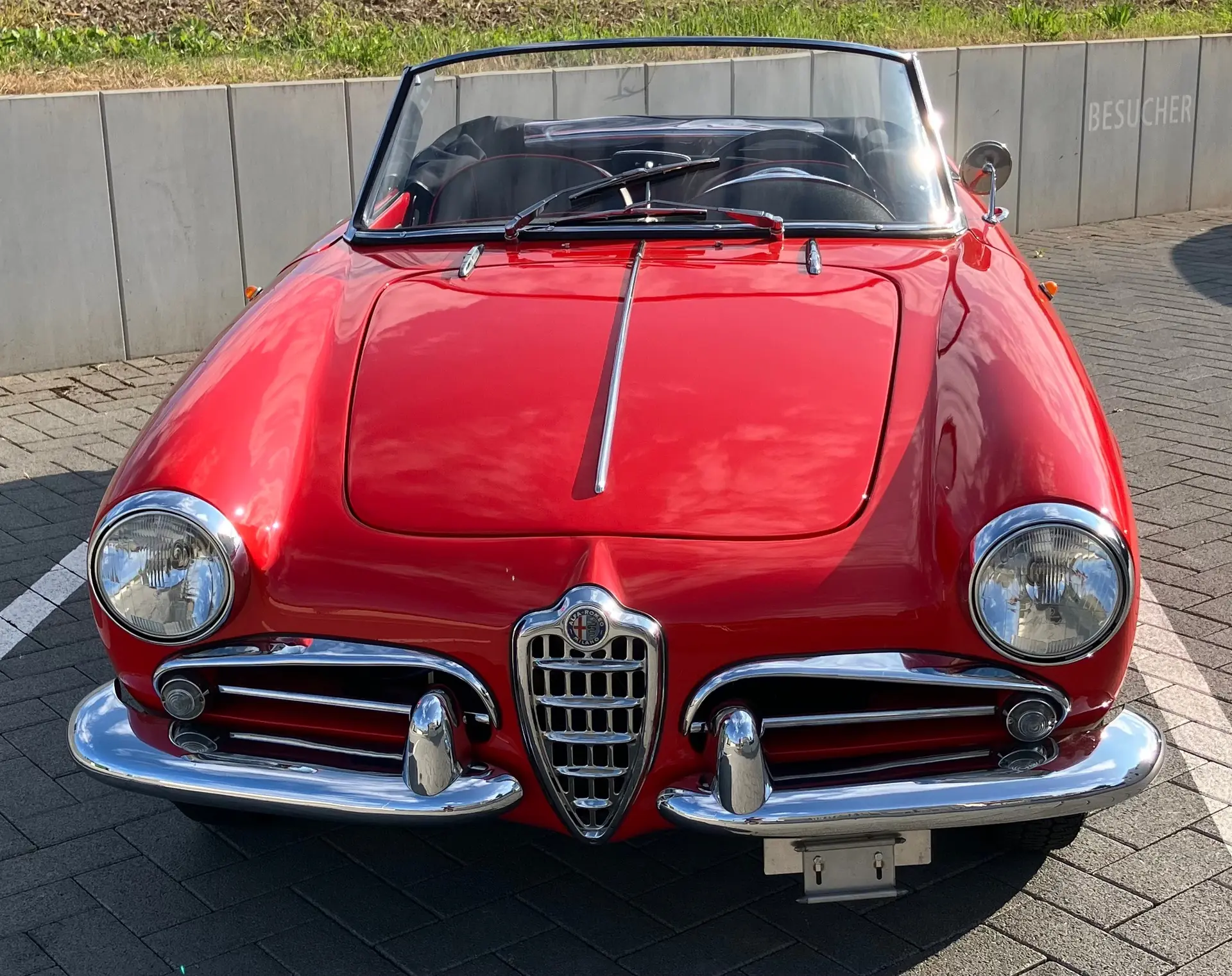 Alfa Romeo Giulietta 750 D — Cabriolet vintage 1960 entièrement restauré, kilométrage minimal — Außenansicht