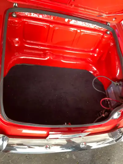 Alfa Romeo Giulietta 750 D — Cabriolet vintage 1960 entièrement restauré, kilométrage minimal — Miniatur 14