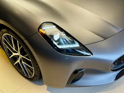 Maserati GranTurismo Folgore 92kWh — Performance électrique 761 ch, 1500 km seulement — Miniatur 8