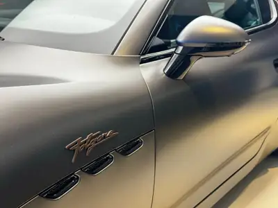 Maserati GranTurismo Folgore 92kWh — Performance électrique 761 ch, 1500 km seulement — Miniatur 9