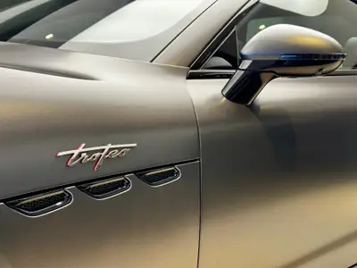 Maserati GranTurismo Trofeo Automatica — Coupé sportif 550 ch, kilométrage minimal — Miniatur 9