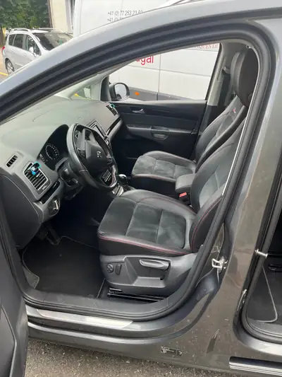 SEAT Alhambra 2.0 TSI FR Line DSG — Monospace 7 places, motorisation puissante et fiable — Heckansicht