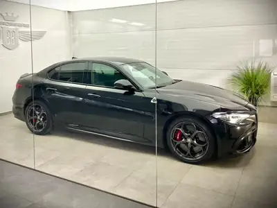 Alfa Romeo Giulia 2.9 V6 Quadrifoglio — 510 ch, boîte manuelle rare, 26000 km — côté