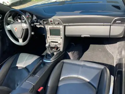 Porsche 911 Cabrio Carrera S — Roadster légendaire, 355 ch et toile électrique — Miniature 9