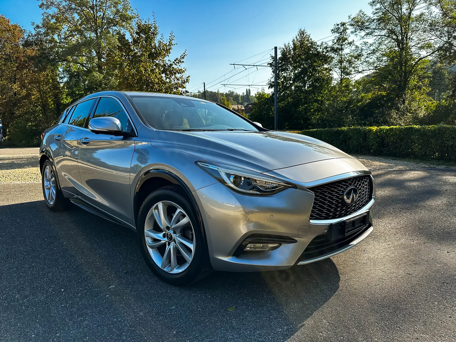 Infiniti Q30 2017 occasion Oberwil — 3