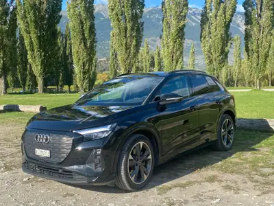 Audi Q4 45 e-tron quattro — SUV électrique performant, un propriétaire, excellent état — vista esterna