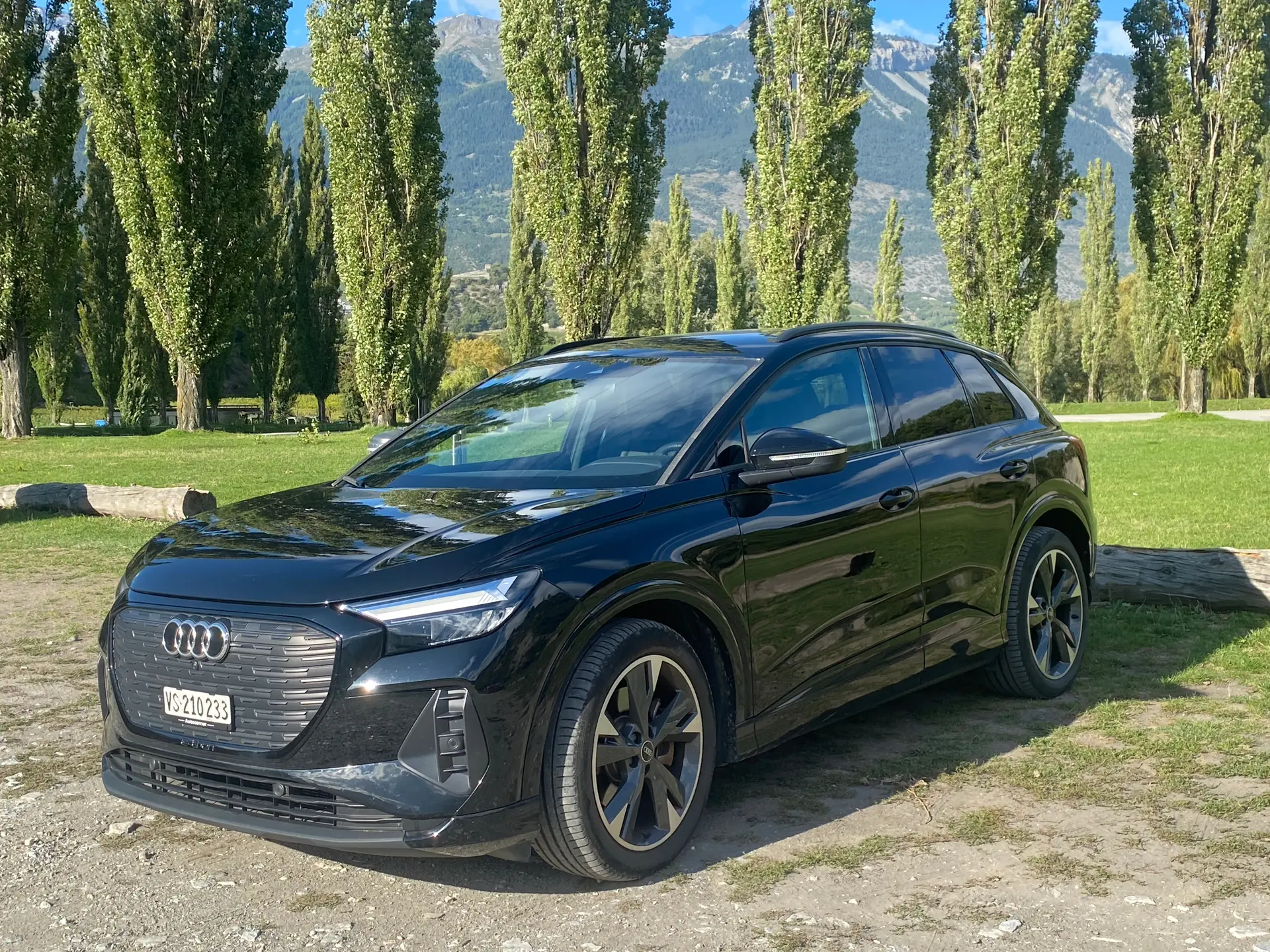 Audi Q4 45 e-tron quattro — SUV électrique performant, un propriétaire, excellent état
