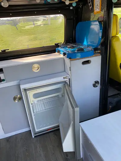 VW T3 2.1 — Le minibus rétro incontournable, moteur fiable et spacieux — Detail