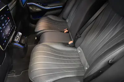Mercedes-Benz S 400 d 4Matic AMG Line — Berline prestige diesel, 49'000 km seulement — Miniature 15