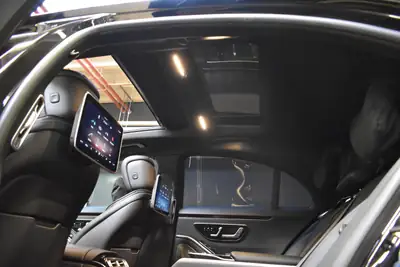 Mercedes-Benz S 400 d 4Matic AMG Line — Berline prestige diesel, 49'000 km seulement — Miniature 17