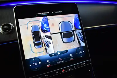 Mercedes-Benz S 400 d 4Matic AMG Line — Berline prestige diesel, 49'000 km seulement — Miniature 26
