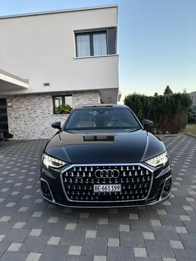 Audi A8 50 L TDI Quattro — Berline de prestige hybride légère, 87'965 km — side view
