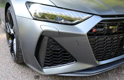 Audi RS6 Avant 4.0 TFSI V8 — Break haute performance, 600 ch, seulement 23 310 km — dettaglio